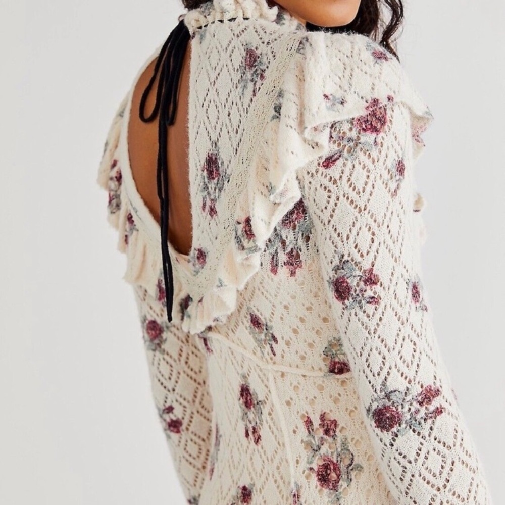 Free People NWT Rose Petal Soft Sweater Dress W/Slip - Picture 4 of 4